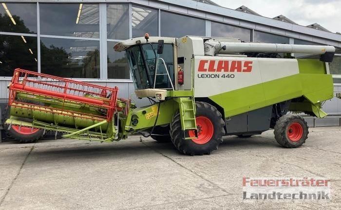 CLAAS LEXION 440 AC Комбайни