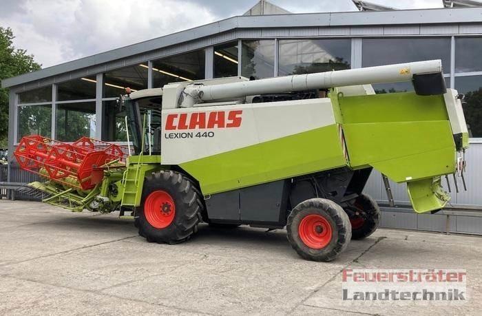 CLAAS LEXION 440 AC Комбайни