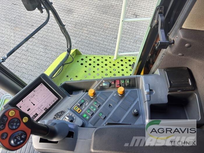 CLAAS LEXION 530 Комбайни