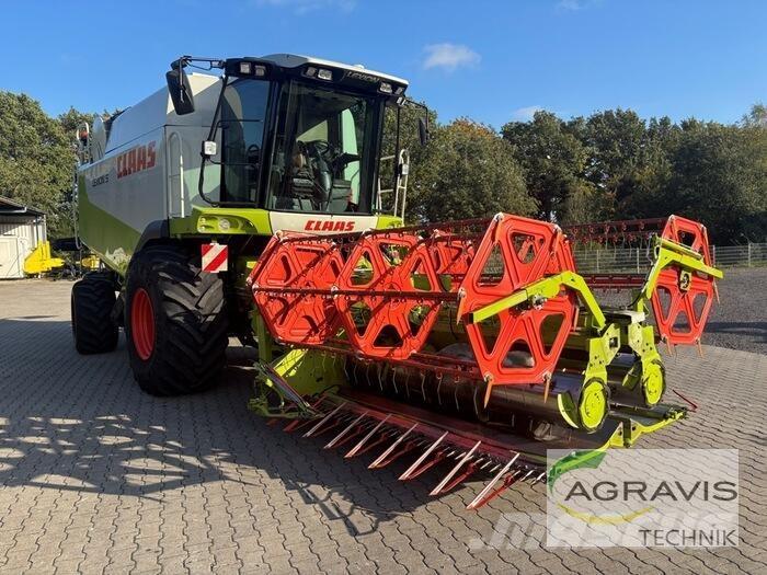 CLAAS LEXION 530 Комбайни