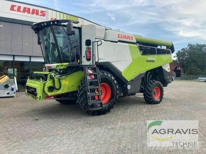CLAAS LEXION 6800 Комбайни