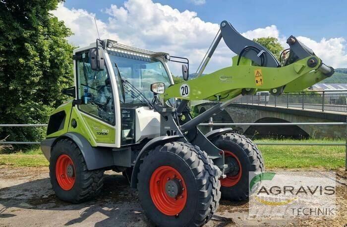 CLAAS TORION 530 Колесни товарачи