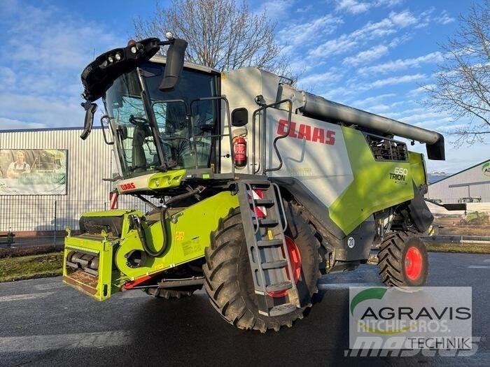 CLAAS TRION 650 Комбайни