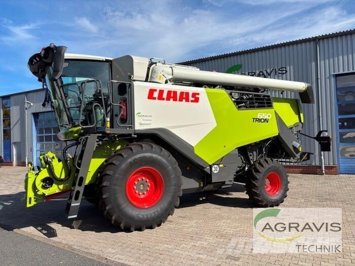 CLAAS TRION 650 Комбайни
