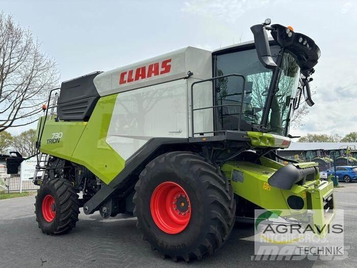 CLAAS TRION 730 Комбайни