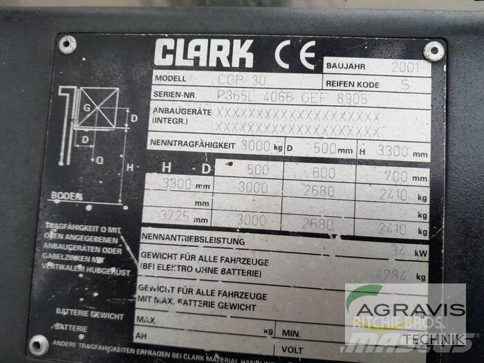Clark CGP30 Вилични кари-повдигачи - други