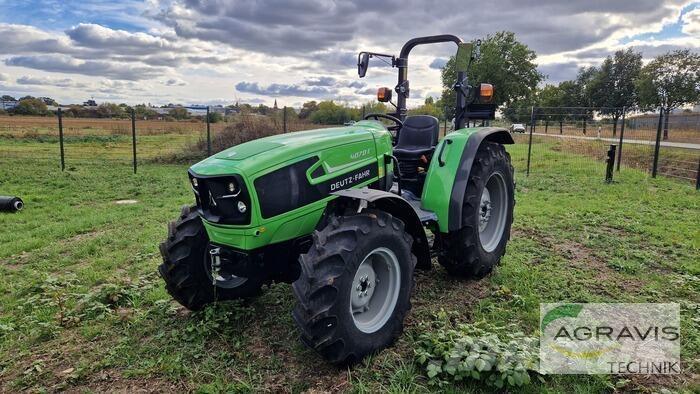 Deutz-Fahr 4070 E Трактори