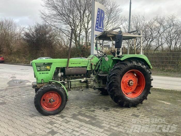 Deutz-Fahr D 8006 Трактори