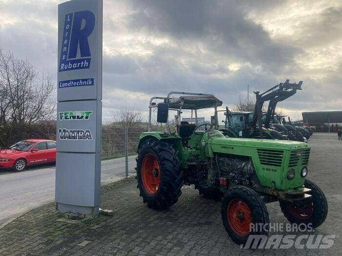 Deutz-Fahr D 8006 Трактори