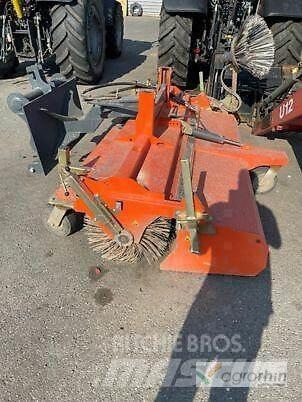  Escomel BEMA 25 Автоматични метачки с четки