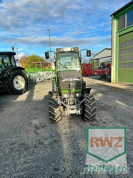 Fendt 209 V Vario Gen3 Трактори