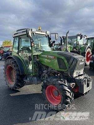 Fendt 211F Трактори