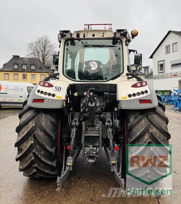 Fendt 516 Vario Трактори