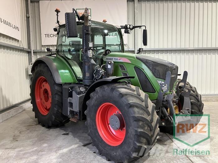 Fendt 700 Vario S4 Трактори