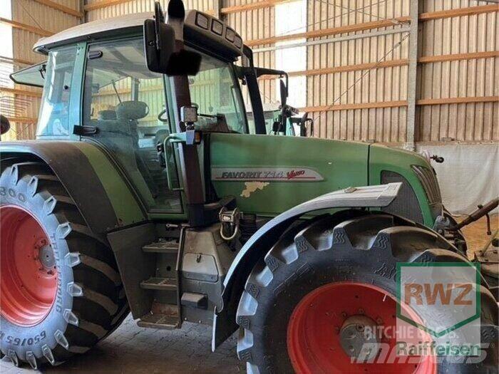 Fendt 714 Трактори
