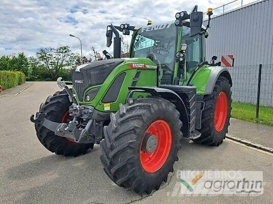 Fendt 716 POWER Трактори