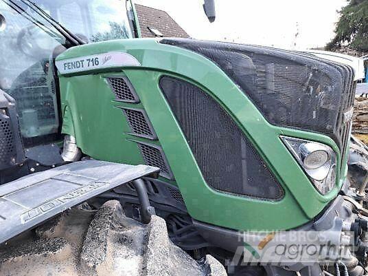 Fendt 716 SCR Трактори