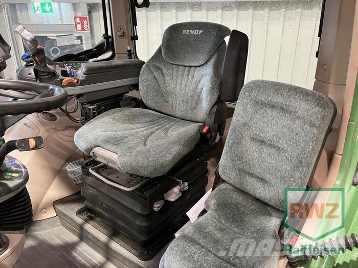Fendt 724 Vario Трактори