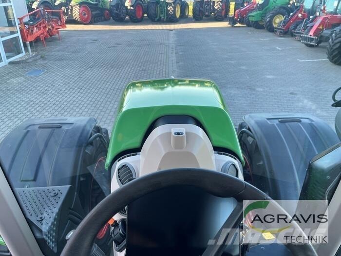 Fendt 724 VARIO GEN-6 Трактори