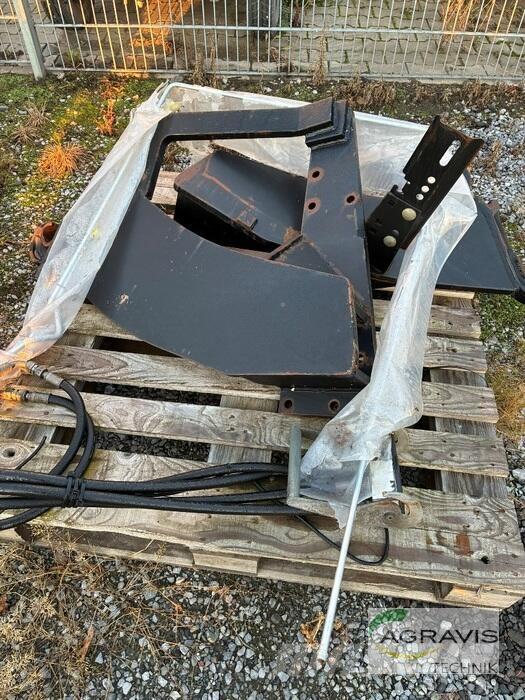 Fendt 724 VARIO S4 Трактори