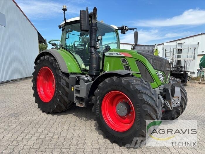 Fendt 724 VARIO S4 Трактори