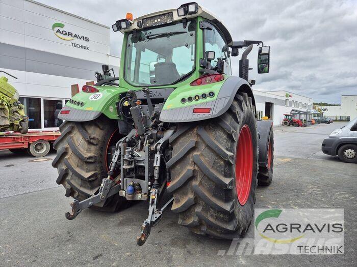 Fendt 724 VARIO S4 Трактори