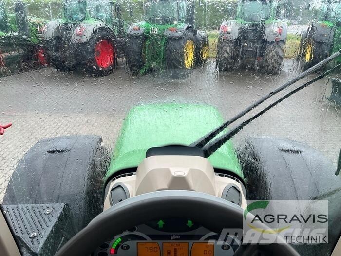Fendt 724 VARIO SCR Трактори