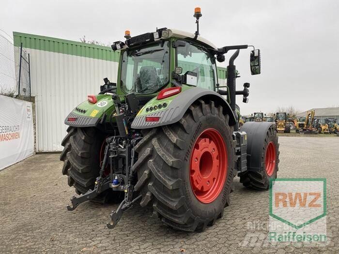 Fendt 728 Vario Gen7 Трактори
