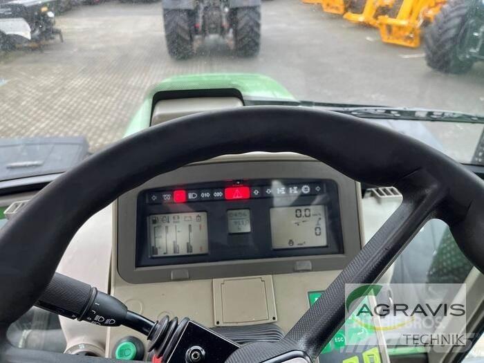 Fendt 820 VARIO Dummy Трактори