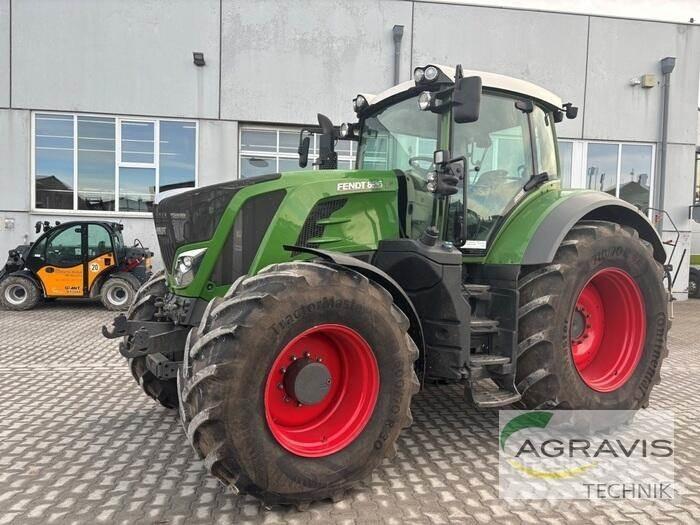 Fendt 826 VARIO S4 Трактори