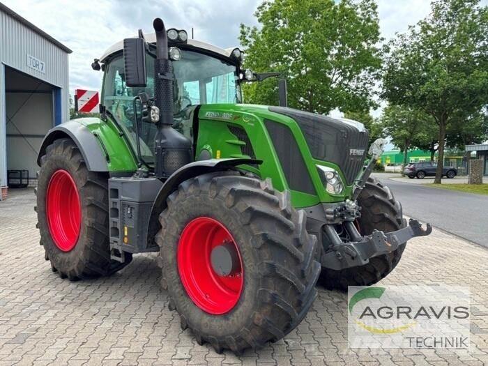 Fendt 826 VARIO S4 Трактори