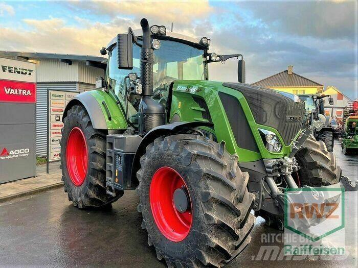 Fendt 828 Vario Трактори