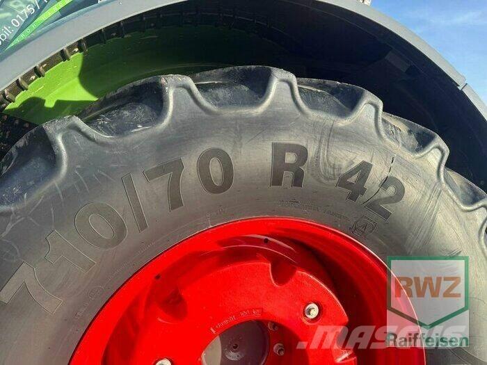 Fendt 828 Vario S4 Трактори