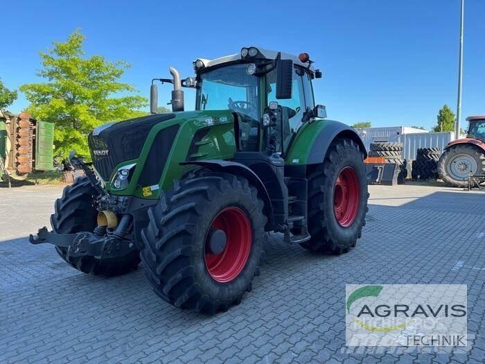 Fendt 828 VARIO S4 Трактори