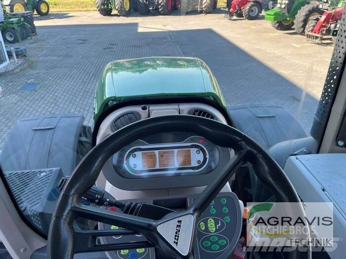 Fendt 828 VARIO S4 Трактори