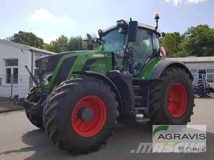 Fendt 828 VARIO S4 Трактори