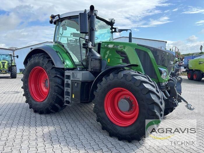 Fendt 828 VARIO S4 Трактори