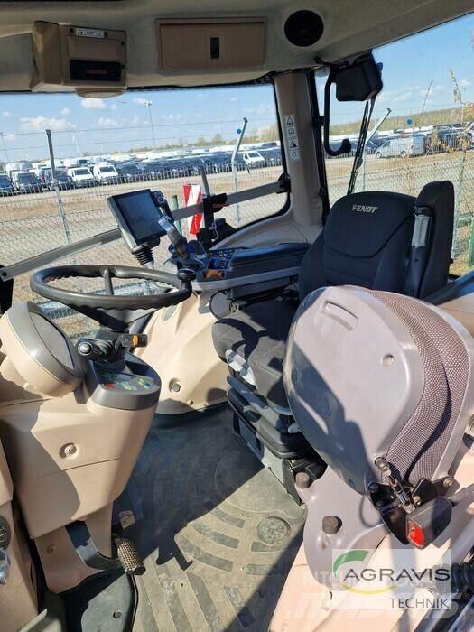 Fendt 828 VARIO S4 Трактори