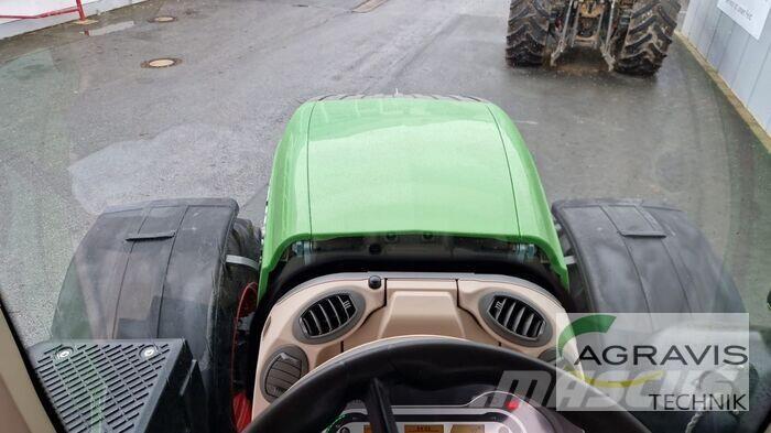 Fendt 828 VARIO S4 Трактори