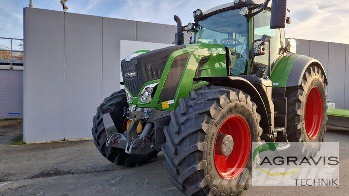 Fendt 828 VARIO S4 Трактори