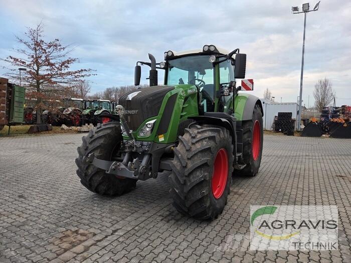 Fendt 828 VARIO S4 Трактори