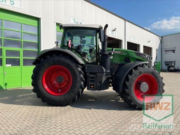 Fendt 933 Vario Трактори