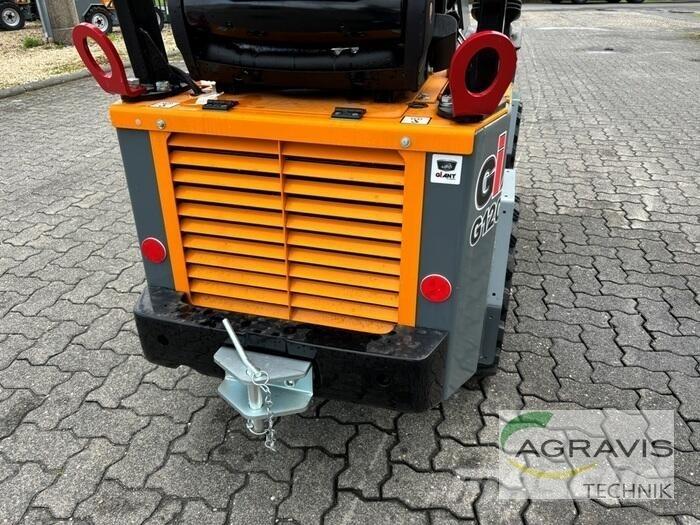 GiANT G1200 Колесни товарачи