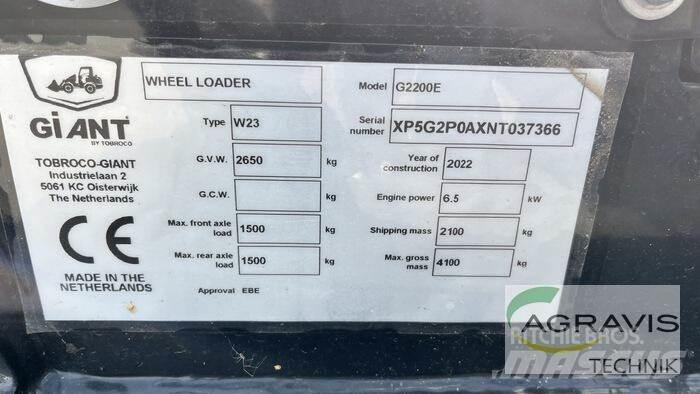 GiANT G2200E Колесни товарачи