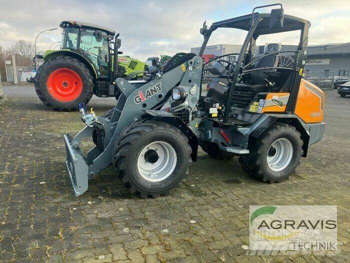 GiANT G3500 Колесни товарачи