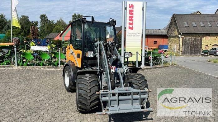GiANT G5000 Колесни товарачи