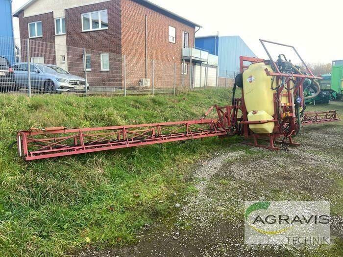 Hardi MEGA 1000 LTR. Прикачни пръскачки
