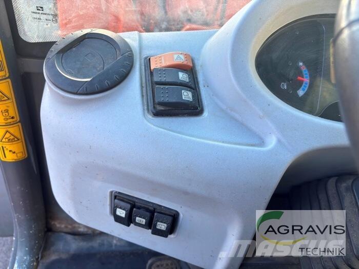 Hitachi ZW 95 Колесни товарачи