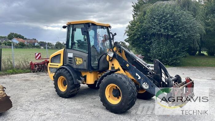 JCB 407 T4 Колесни товарачи