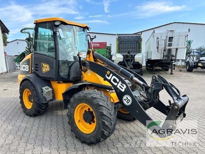 JCB 409 Колесни товарачи